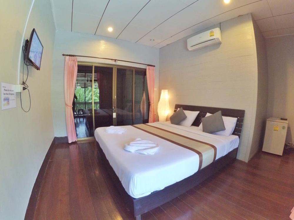 海滨小屋旅馆 Ko Lanta 外观 照片