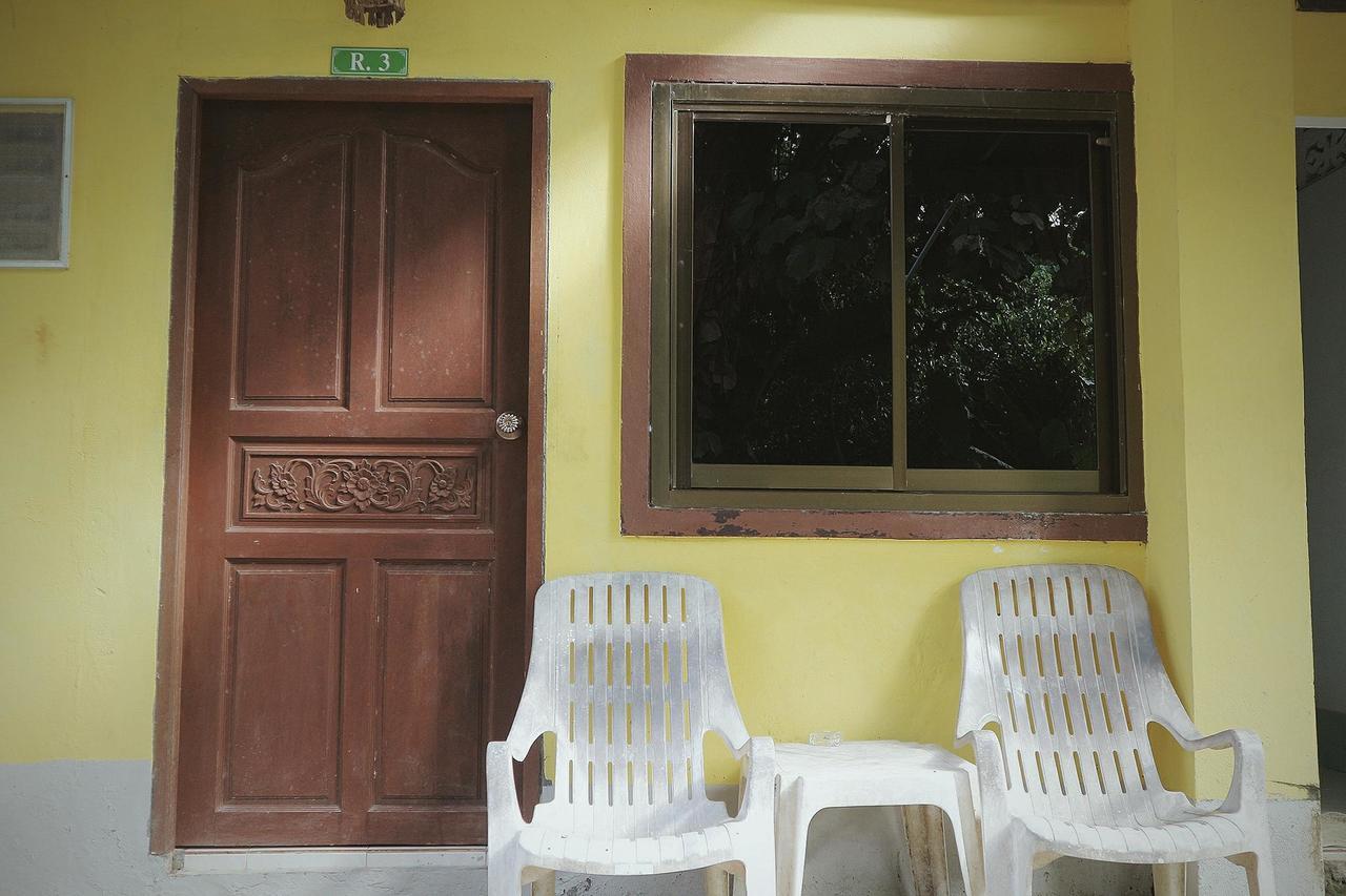 海滨小屋旅馆 Ko Lanta 外观 照片