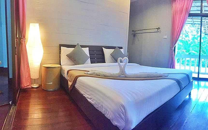 海滨小屋旅馆 Ko Lanta 外观 照片