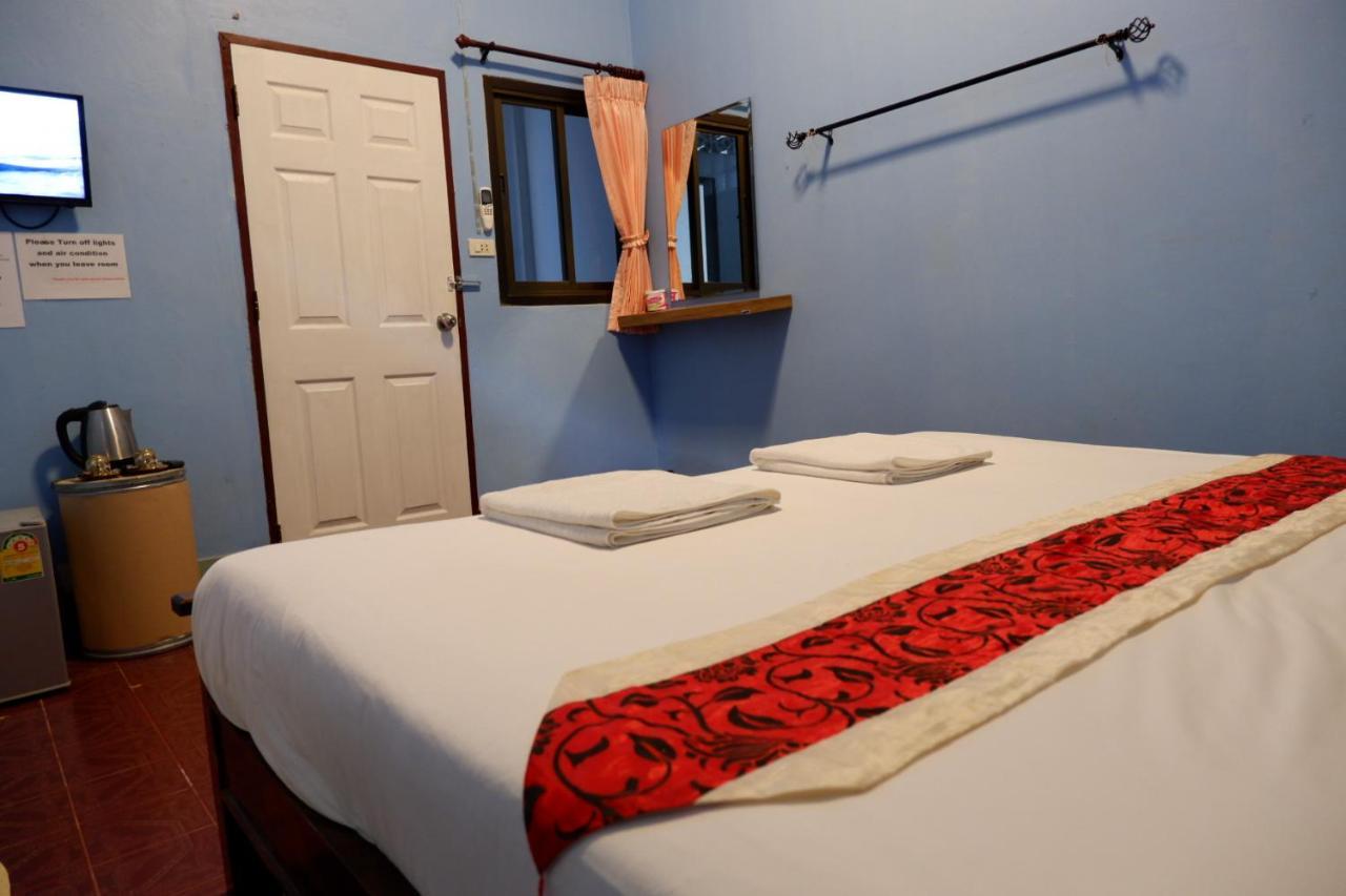 海滨小屋旅馆 Ko Lanta 外观 照片